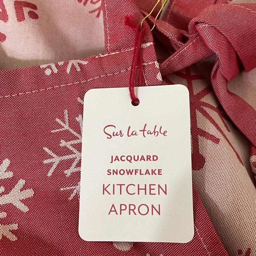 New SUR LA TABLE Red White Jacquard Snowflake Holiday Apron